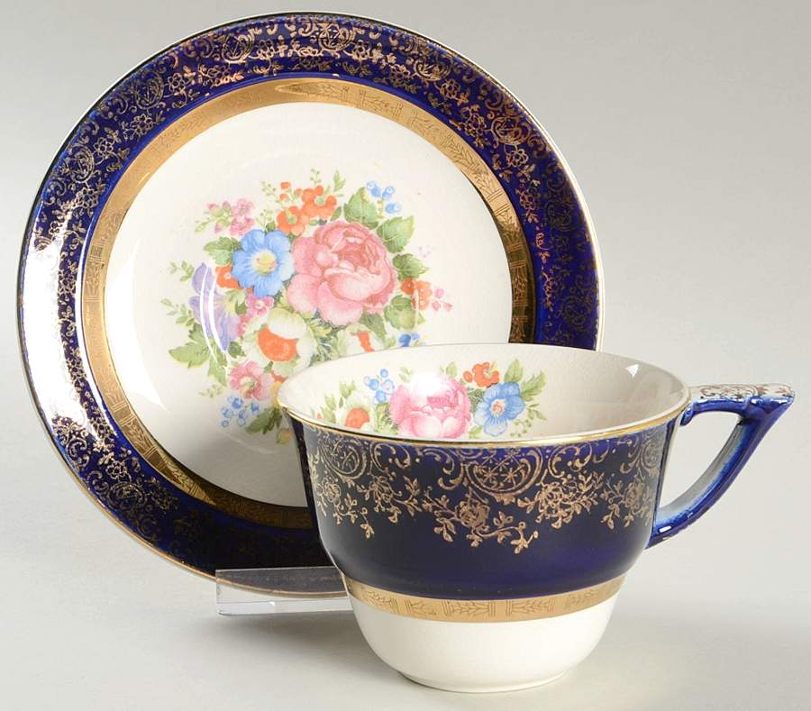 SLM76 Flat Cup & Saucer Set by Salem-1