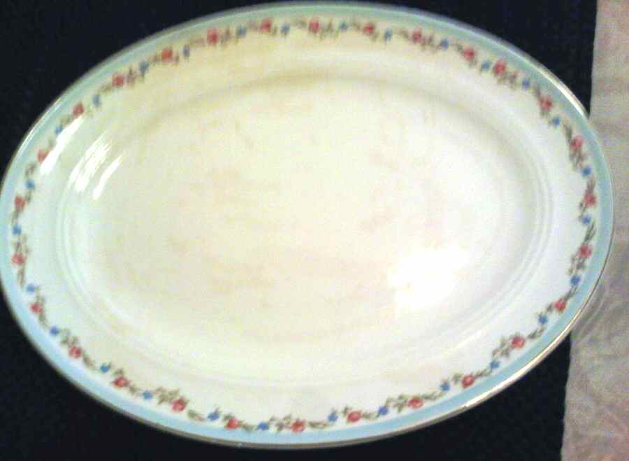 SLM86 14" Oval Serving Platter by Salem-1