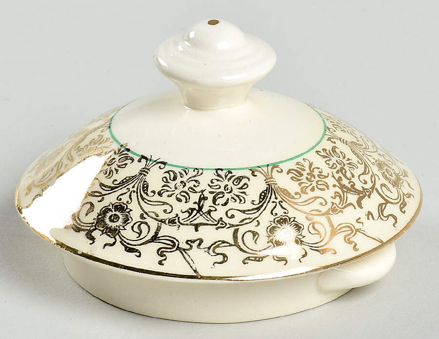 Sovereign Lid for Coffee Pot by Salem-1