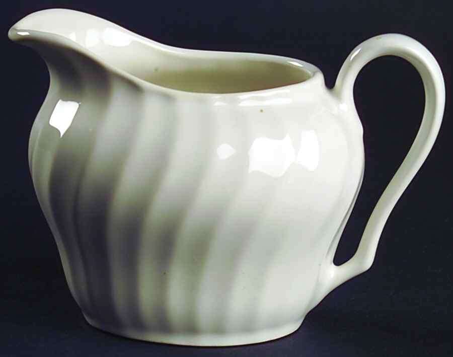 Swirl Creamer by Salem-1