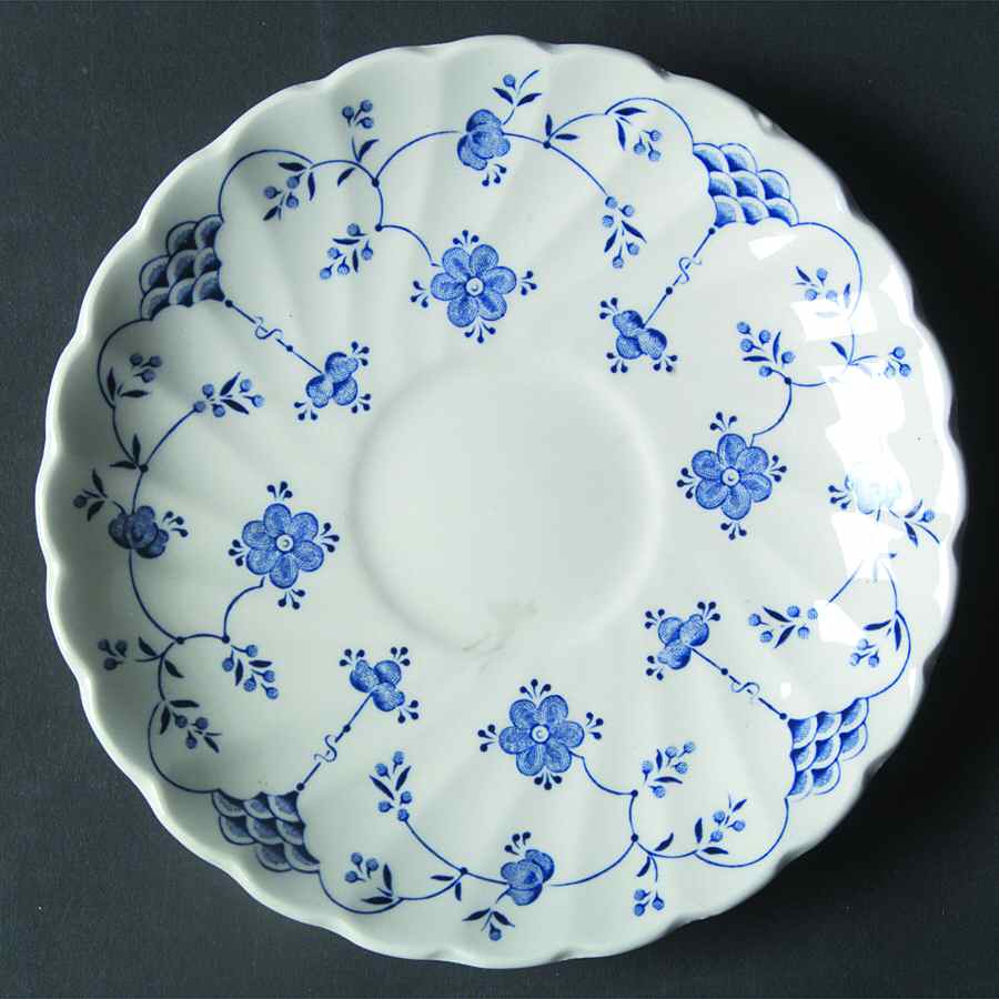 Yorktown Saucer by Salem-1
