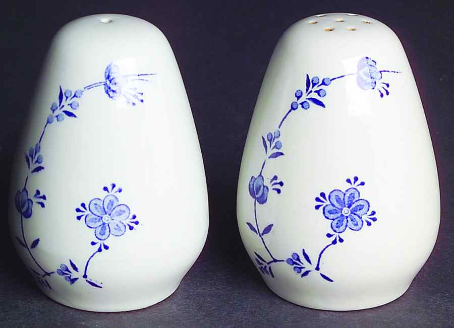 Yorktown Salt & Pepper Set by Salem-1