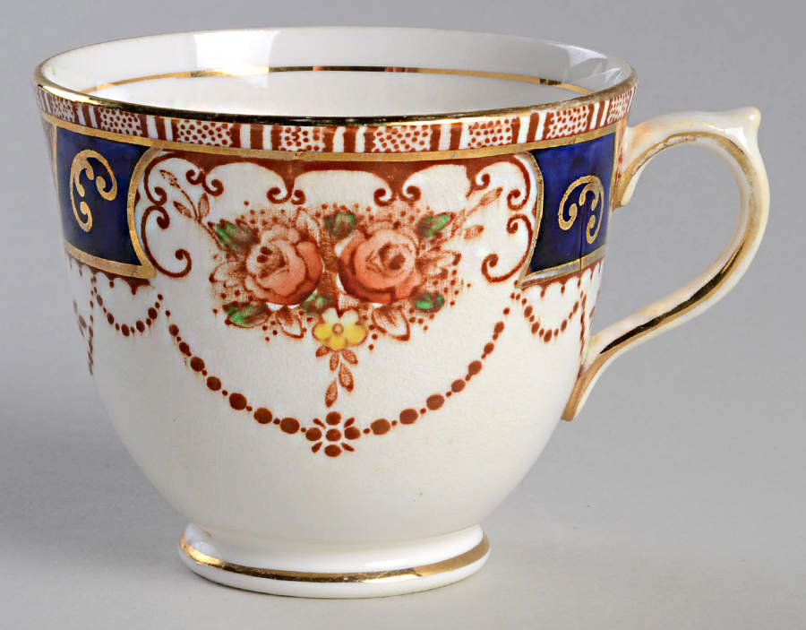 Atlanta Footed Cup by Salisbury-1