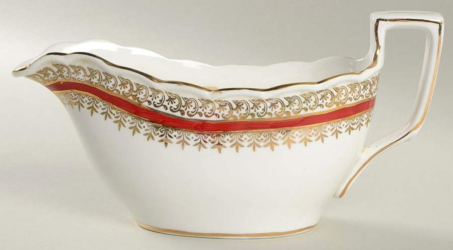 Sarum Maroon Gravy Boat by Salisbury-1