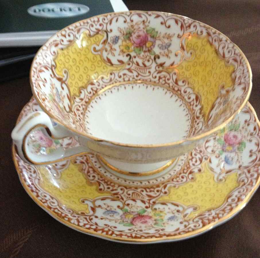 Tudor Rose Yellow Footed Cup & Saucer Set by Salisbury-1