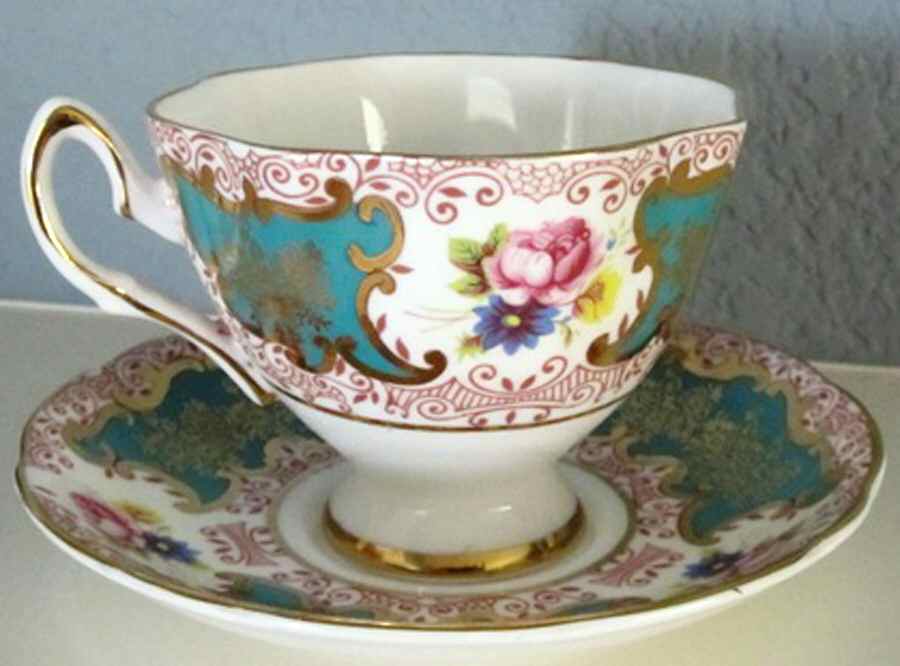 Versailles Footed Cup & Saucer Set by Salisbury-1