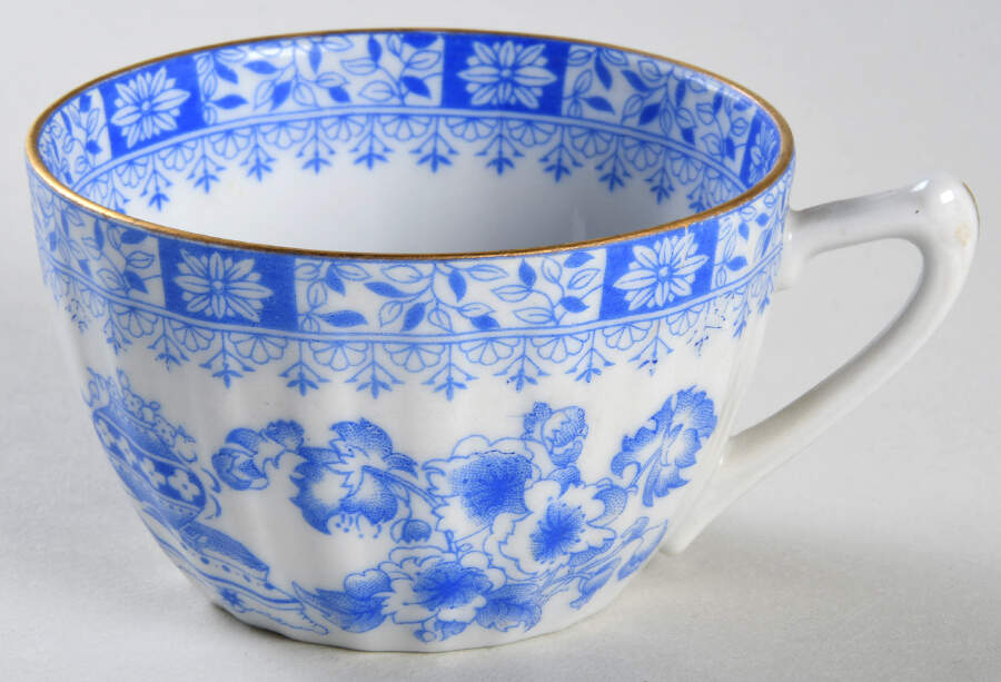 China Blau Flat Cup by Seltmann-1