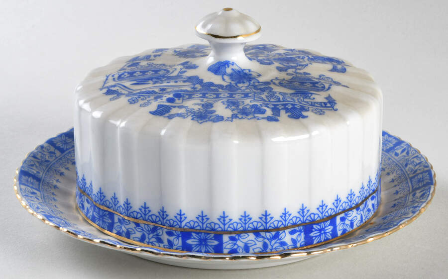 China Blau Round Covered Butter by Seltmann-1