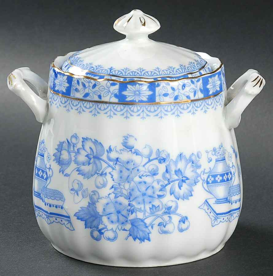 China Blau Oversize Sugar Bowl & Lid by Seltmann-1