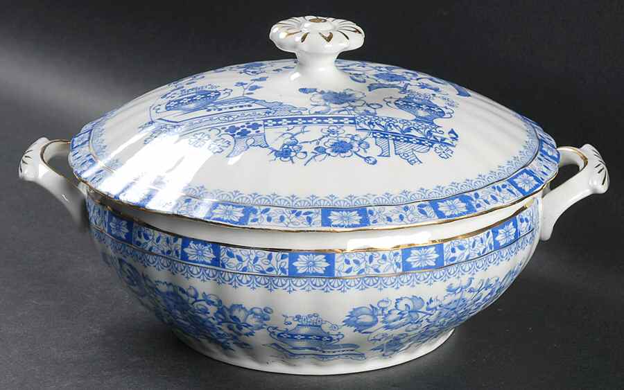 China Blau Round Covered Vegetable by Seltmann-1