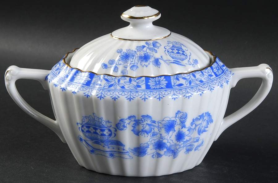 China Blau Oval Sugar Bowl & Lid by Seltmann-1