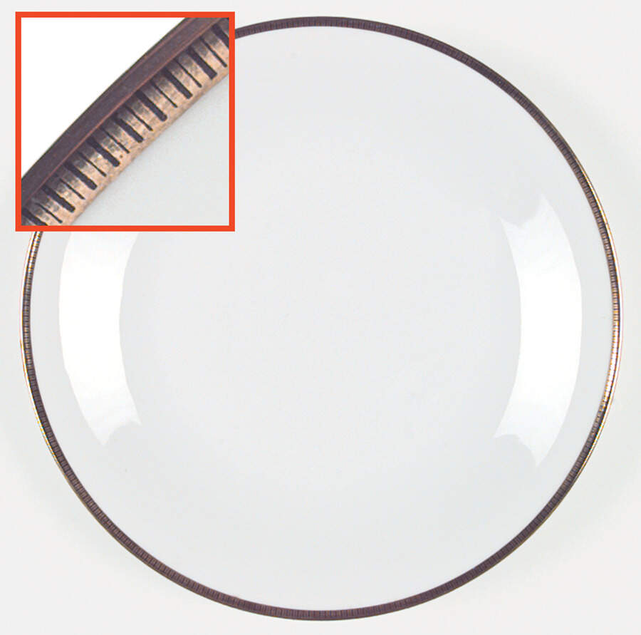 Crescent Dinner Plate by Seltmann-1