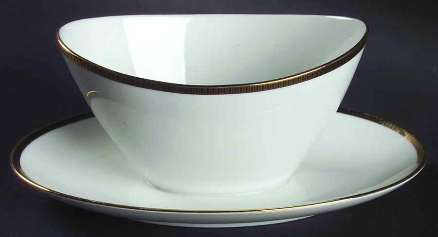 Crescent Gravy Boat with Attached Underplate by Seltmann-1