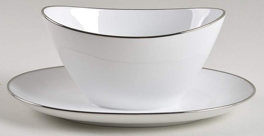 Fairfax Gravy Boat with Attached Underplate by Seltmann-1