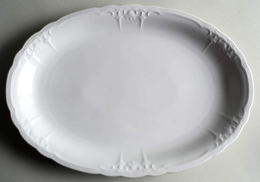 Julia 14" Oval Serving Platter by Seltmann-1
