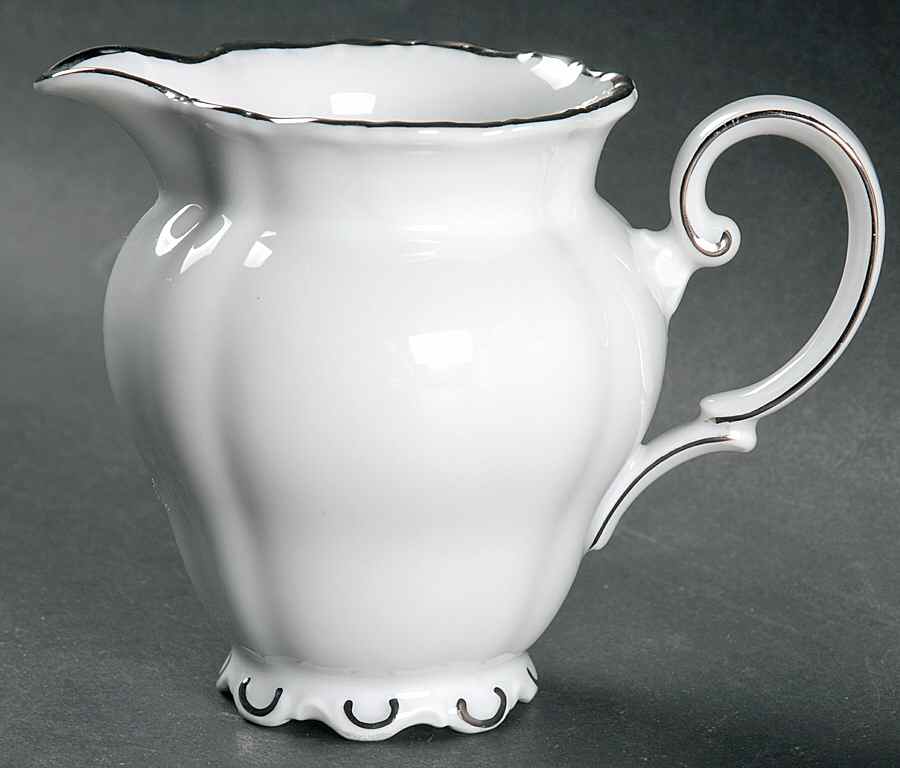 Majestic Platinum Creamer by Seltmann-1