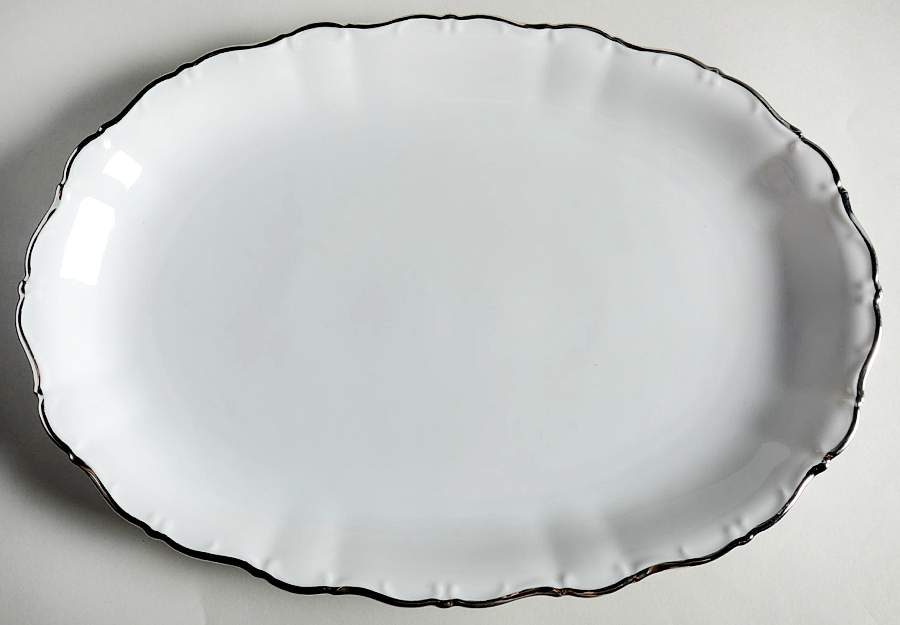 Majestic Platinum 14" Oval Serving Platter by Seltmann-1