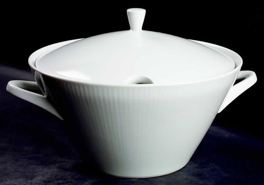 Monika (No Trim) Tureen &  Lid by Seltmann-1