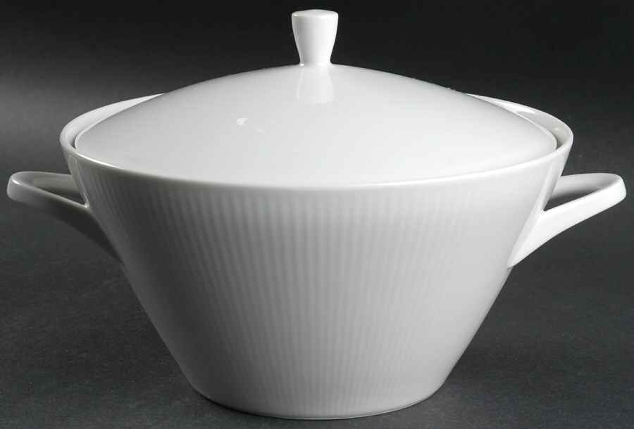 Monika (No Trim) Round Covered Vegetable by Seltmann-1