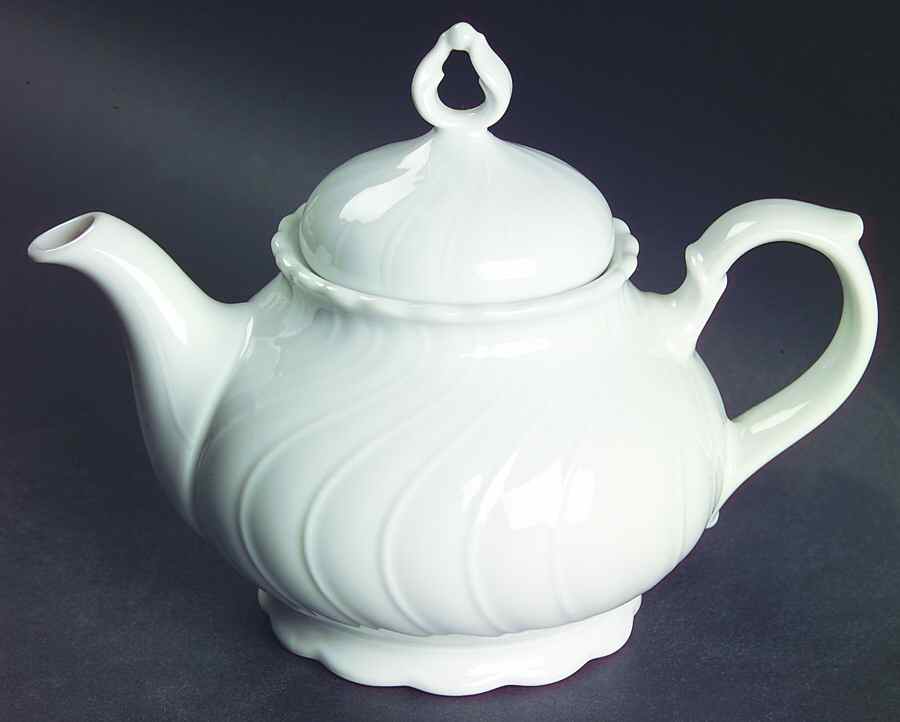 Regina Mini Teapot & Lid by Seltmann-1