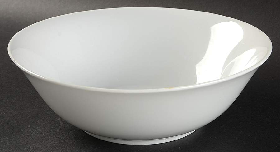 Renate White (Smooth) 9" Round Vegetable Bowl by Seltmann-1