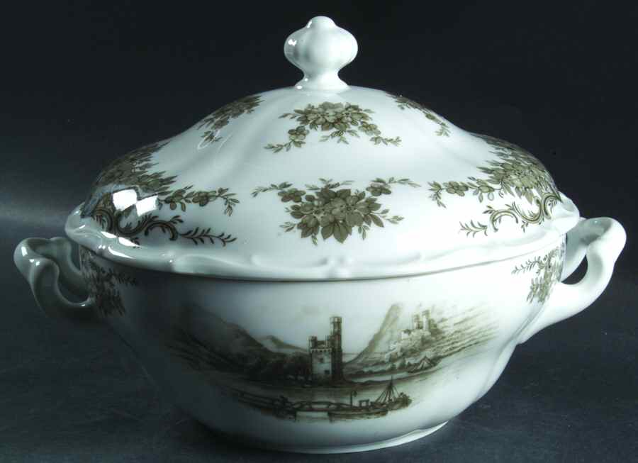 Rhinegau (Scalloped) Round Covered Vegetable by Seltmann-1