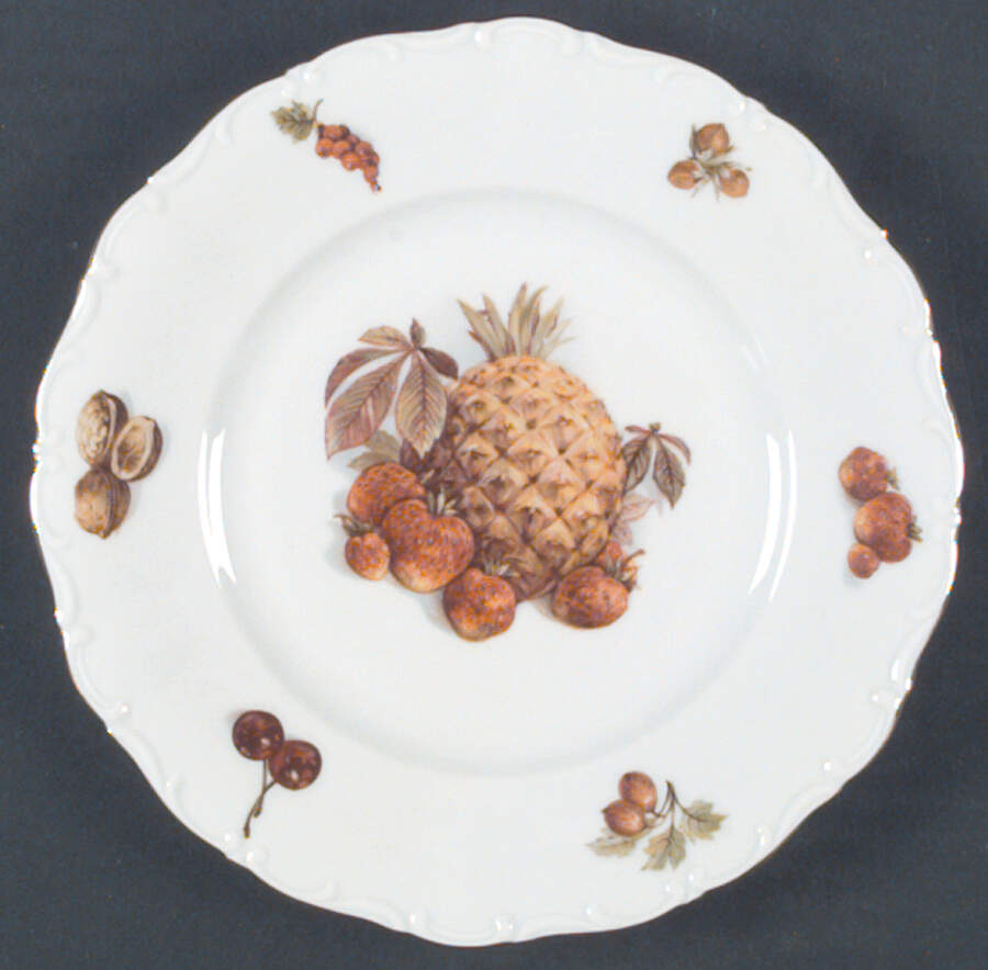 SLT12 Salad Plate by Seltmann-1