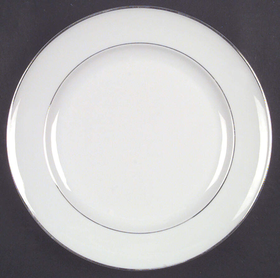 SLT44 Dinner Plate by Seltmann-1