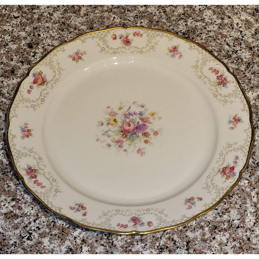 SLT59 Luncheon Plate by Seltmann-1