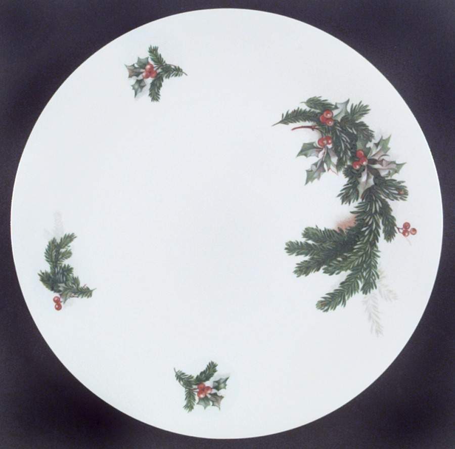 Holly Dinner Plate by Seltmann-1