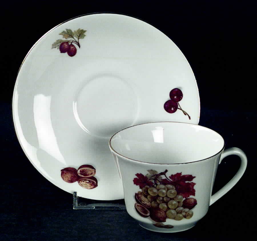 SLT83 Flat Cup & Saucer Set by Seltmann-1