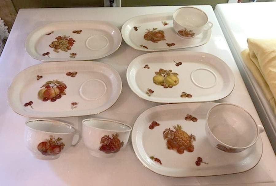 SLT83 Snack Plate & Cup Set by Seltmann-1