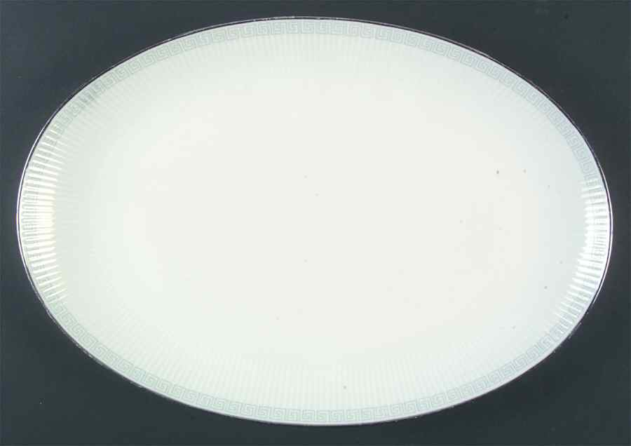 Splendour Key 15" Oval Serving Platter by Seltmann-1