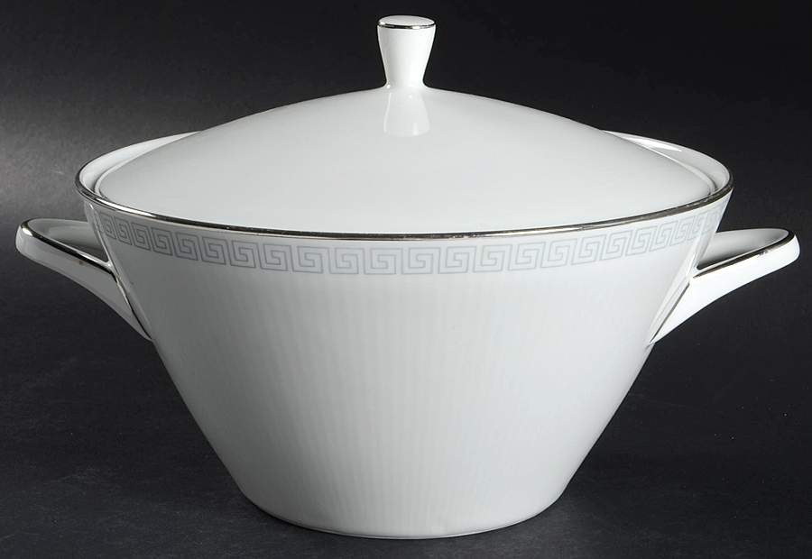 Splendour Key Round Covered Vegetable by Seltmann-1