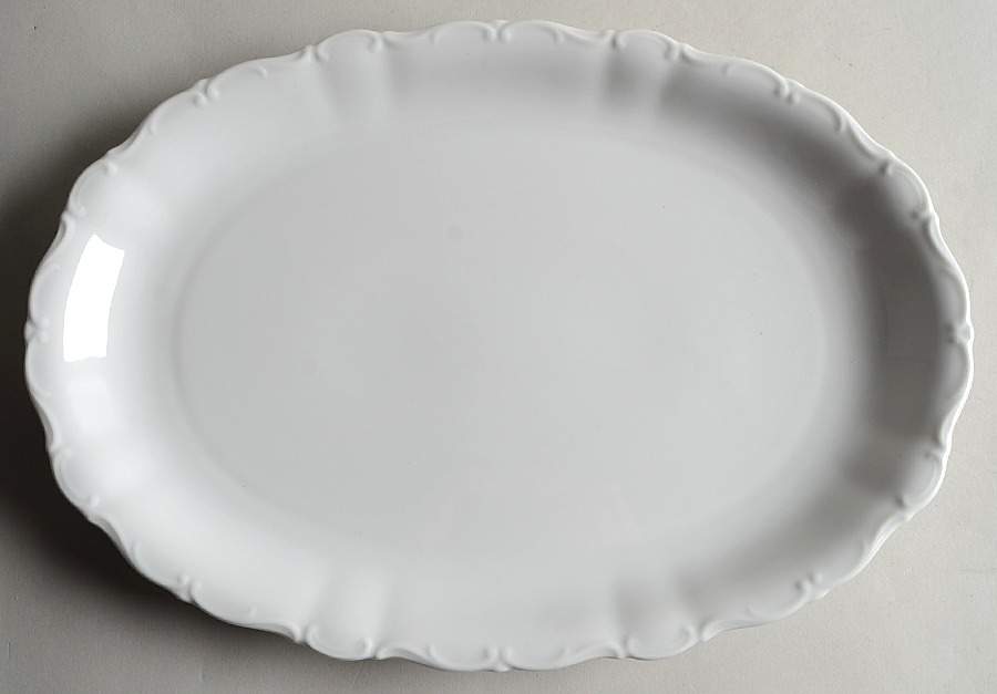 Theresia White 13" Oval Serving Platter by Seltmann-1