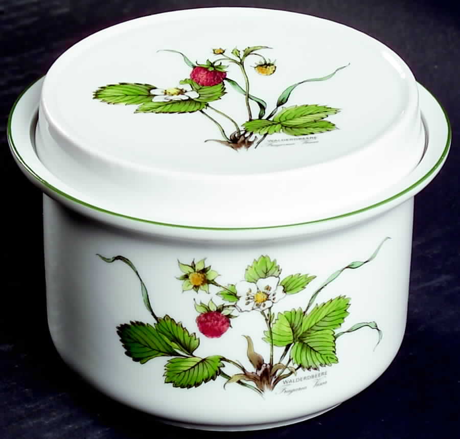 Waldbeere Round Box & Lid by Seltmann-1