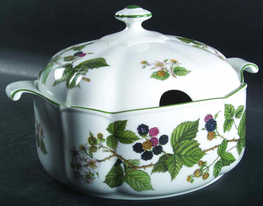 Waldbeere Round Covered Vegetable by Seltmann-1