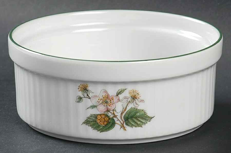 Waldbeere Individual Souffle by Seltmann-1