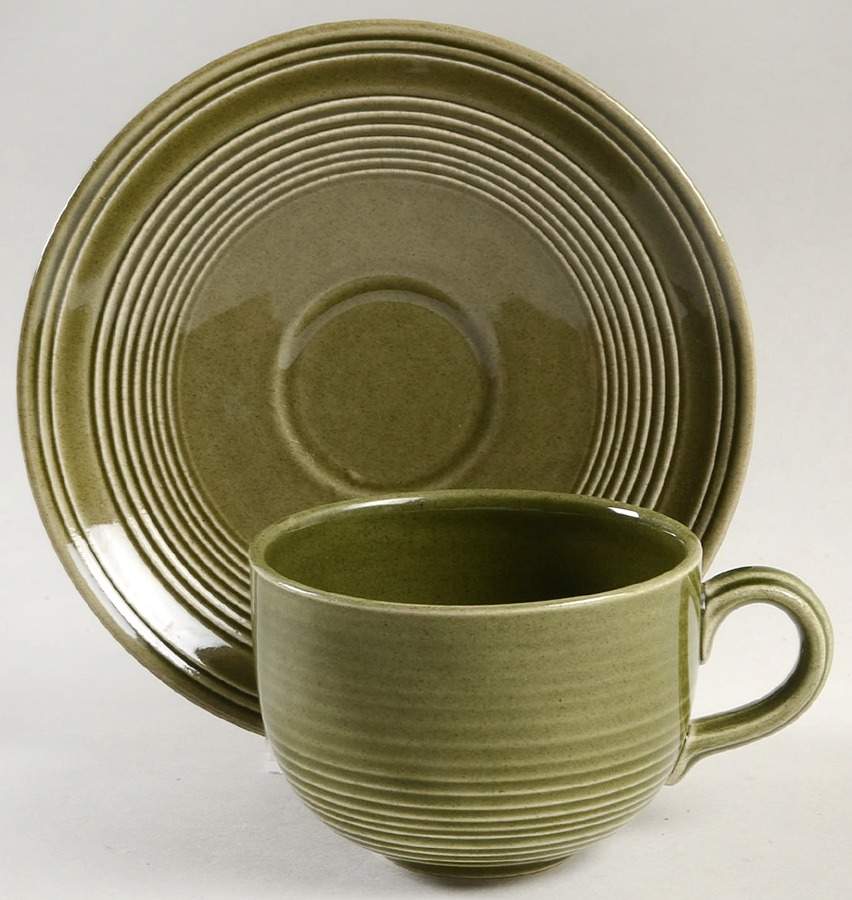 El Verde Flat Cup & Saucer Set by Max Schonfeld-1