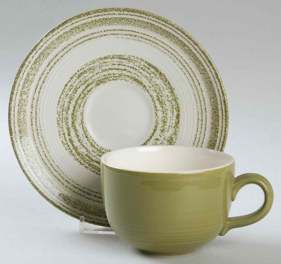 El Verde Flat Cup & Saucer Set by Max Schonfeld-1