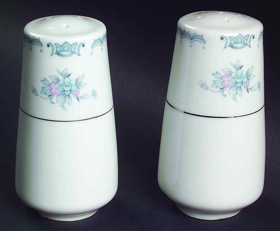 Harmony Salt & Pepper Set by Sandalwood-1