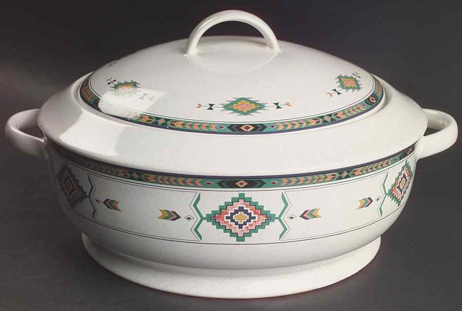 Adirondack 4 Quart Round Covered Casserole by Studio Nova-1