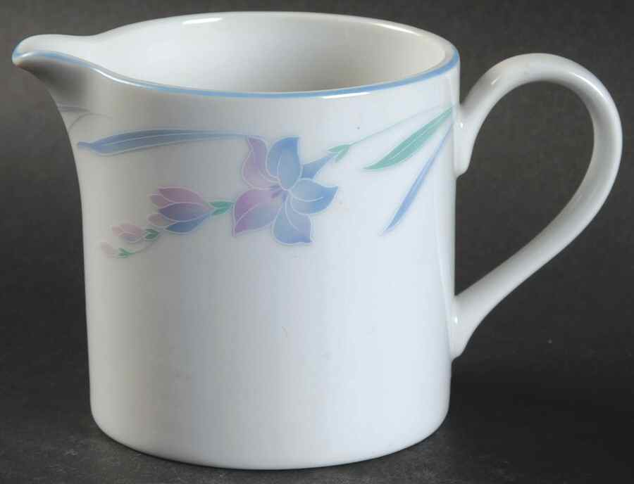 Antares II Creamer by Studio Nova-1