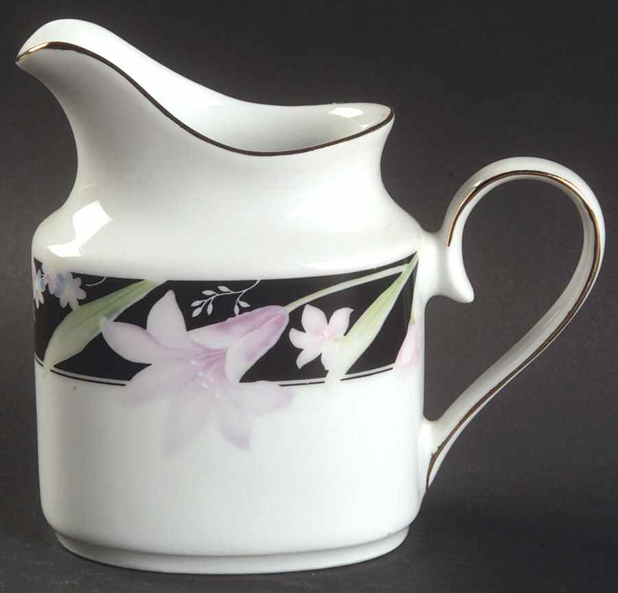 Balmoral Black Creamer by Studio Nova-1