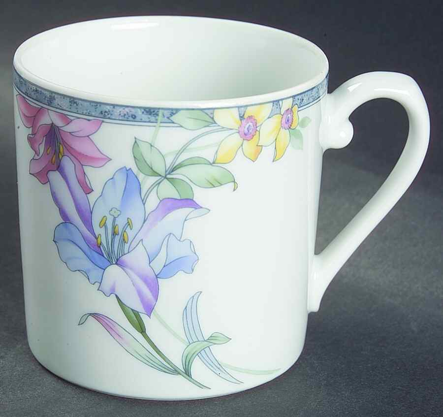 Classic Garden Flat Cup by Studio Nova-1