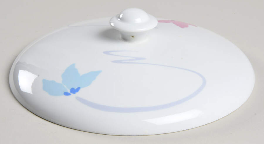 Double Up Lid for 3 Quart Round Casserole by Studio Nova-1