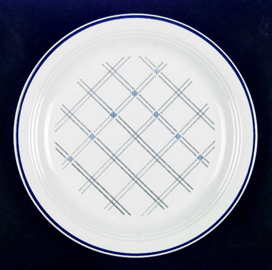 Fishnet Dinner Plate by Studio Nova-1
