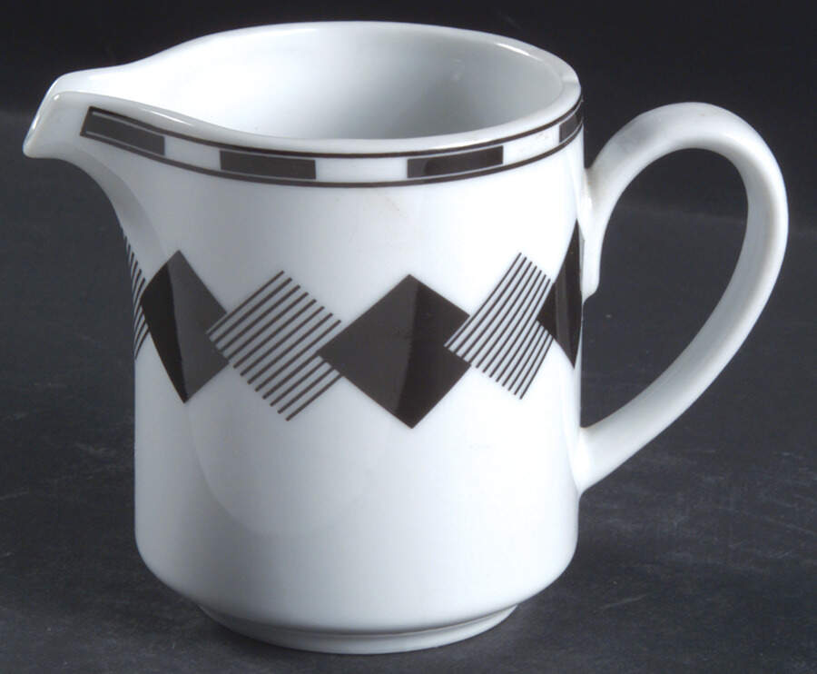Flash Creamer by Studio Nova-1