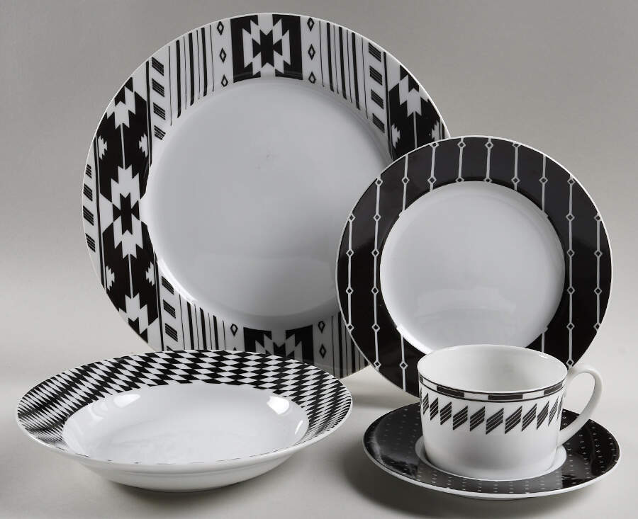 Flash 5 Piece Place Setting by Studio Nova-1