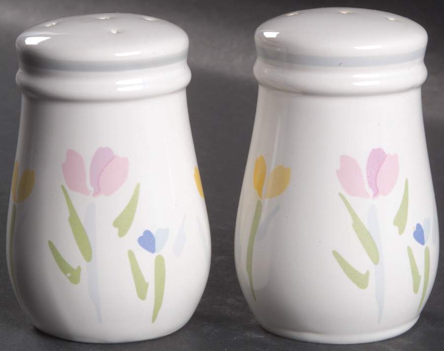 Fresh Mint (Made In Thailand) Salt & Pepper Set by Studio Nova-1
